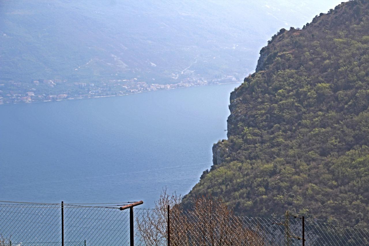 Вилла Casa Del Borgo Pregasio Garden And View By Gardadomusmea Tremosine Экстерьер фото