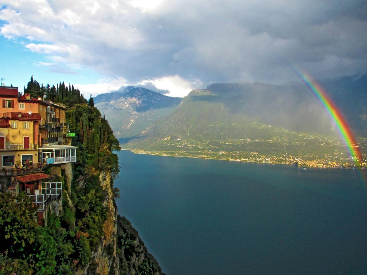 Вилла Casa Del Borgo Pregasio Garden And View By Gardadomusmea Tremosine Экстерьер фото